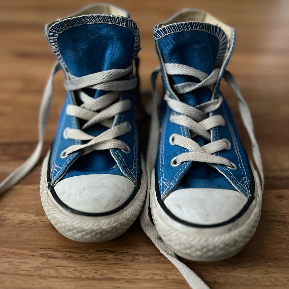 Royal blue high top Converse